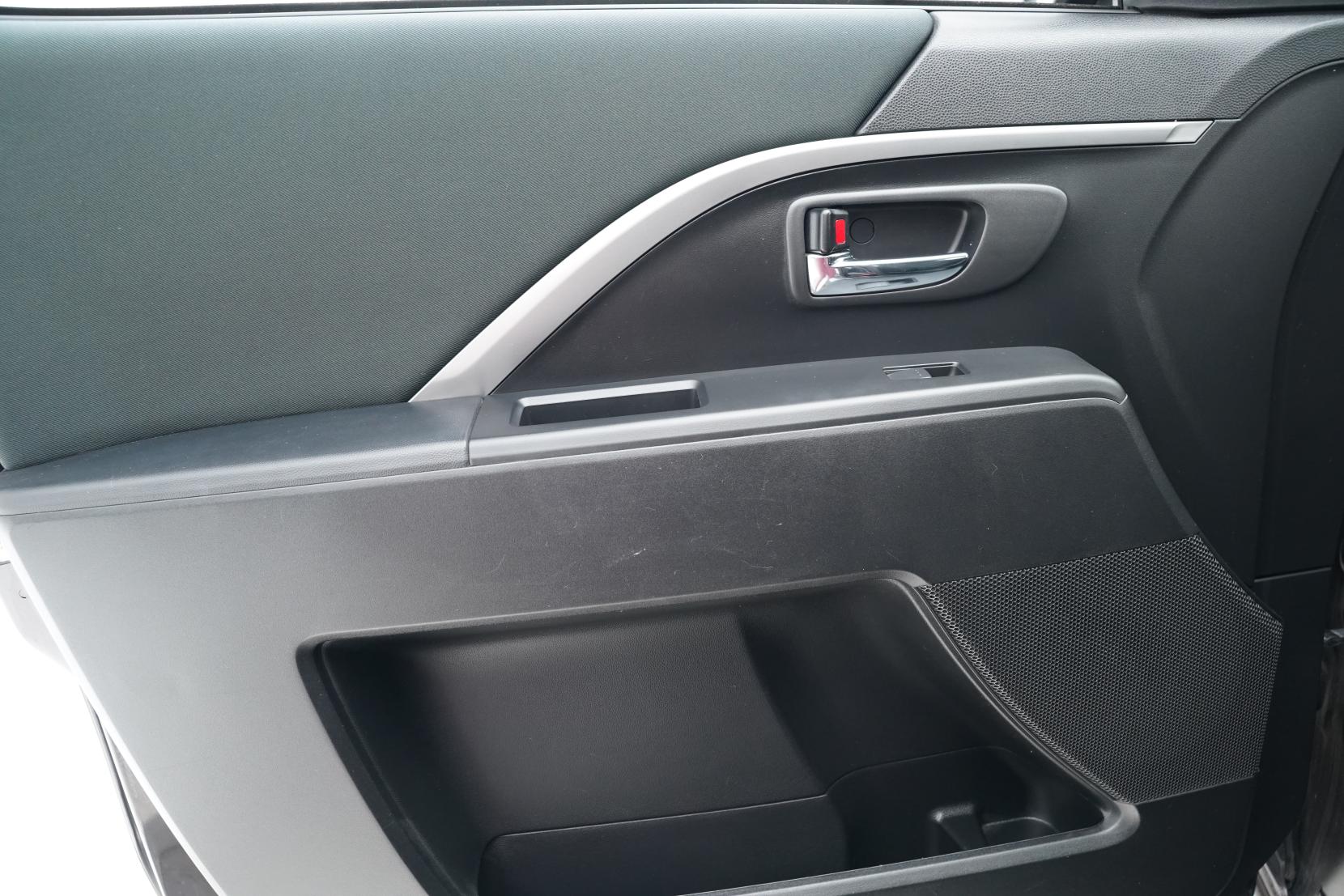 Mazda Premacy 2.0 20S- SKYACTIVE