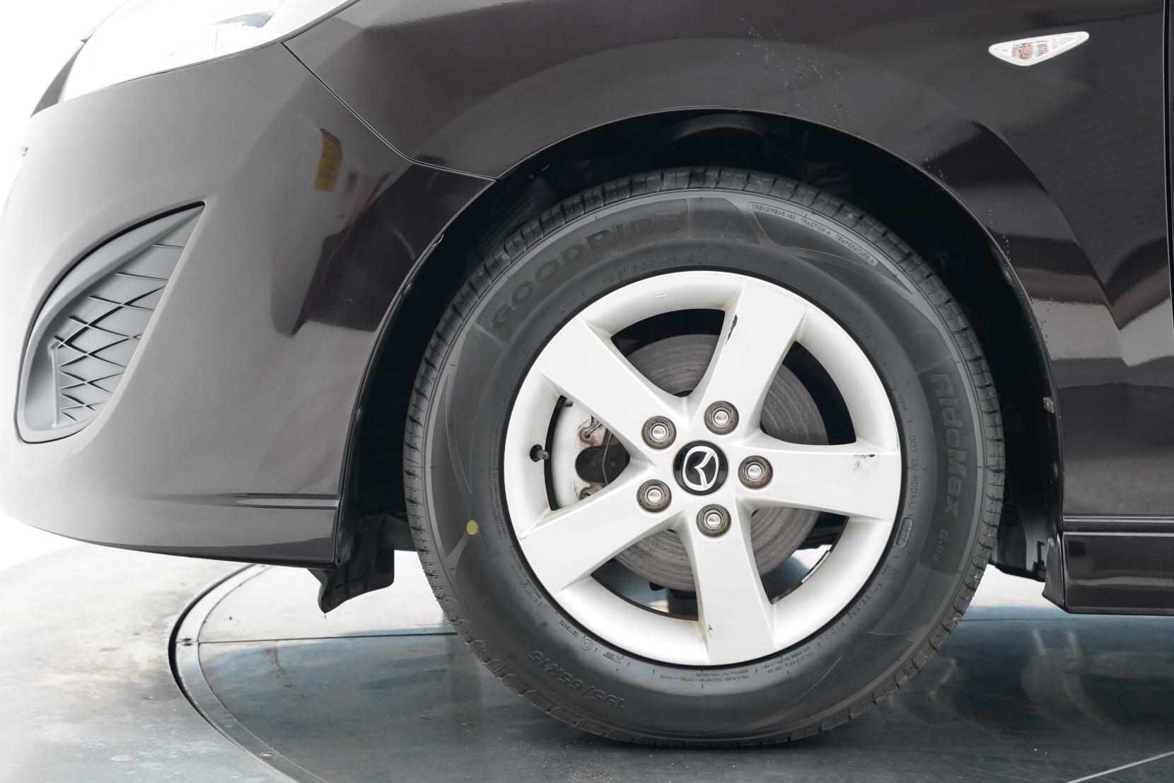 Mazda Premacy 2.0 20S- SKYACTIVE