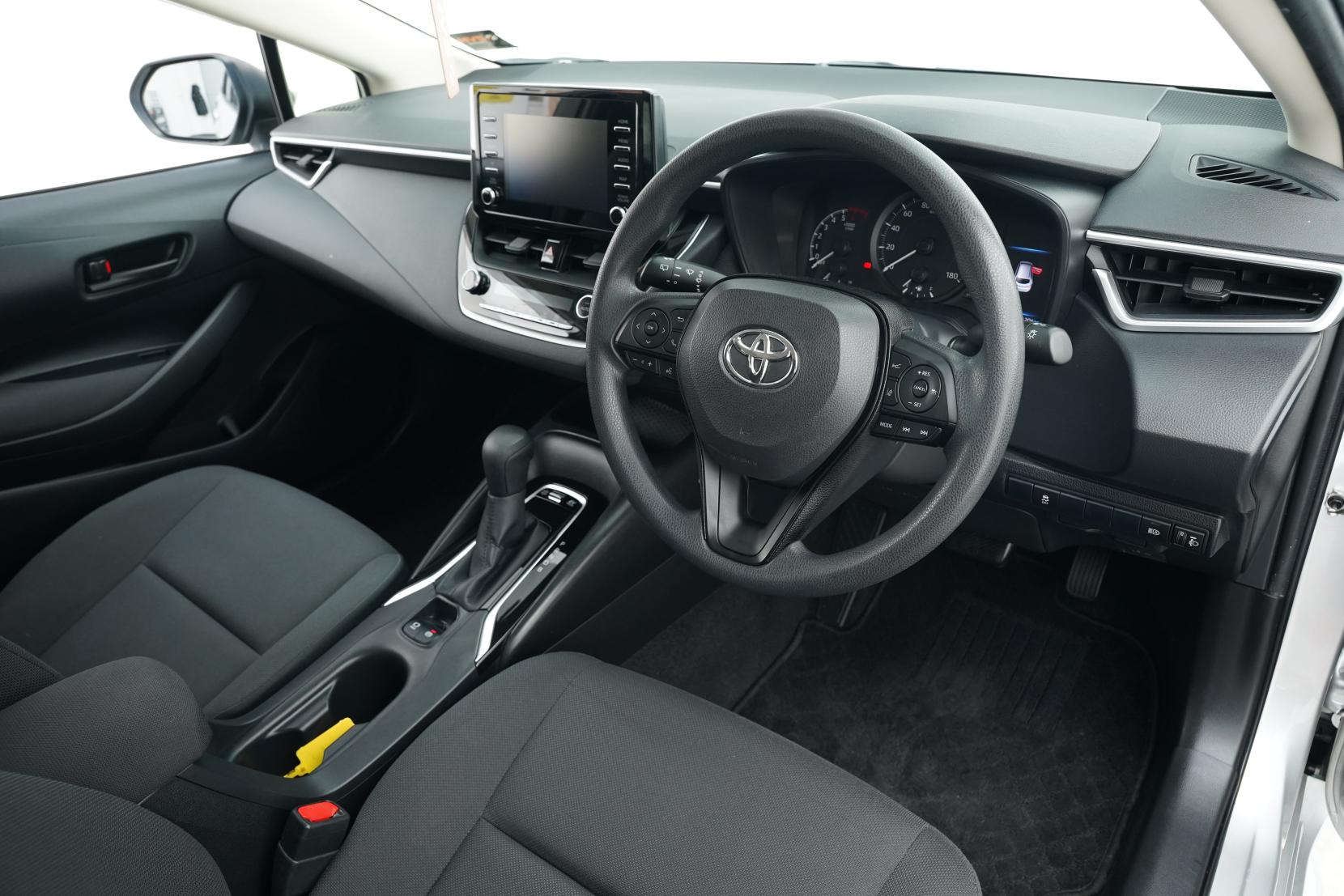 Toyota Corolla Touring Hybrid G-X