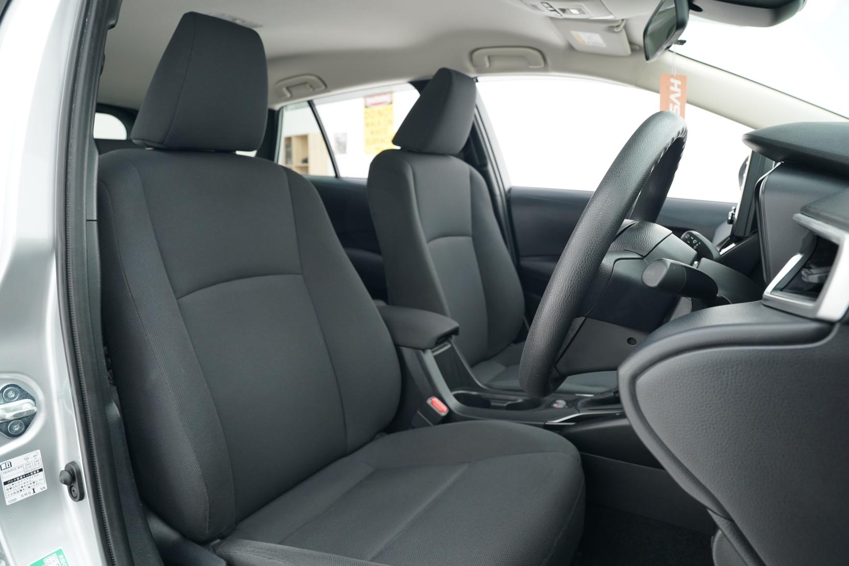 Toyota Corolla Touring Hybrid G-X