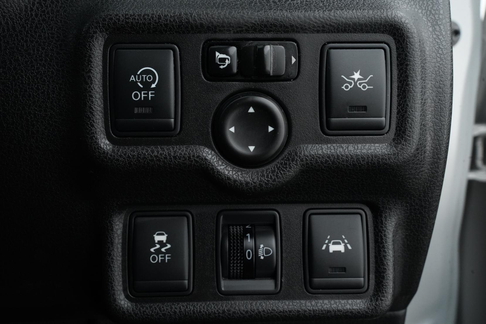 Nissan Note (2004–present) 1.2 X Emergency Brake 