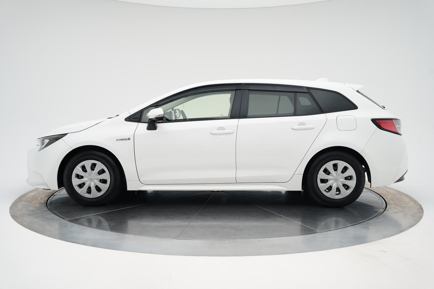 Toyota Corolla Touring Hybrid G-X