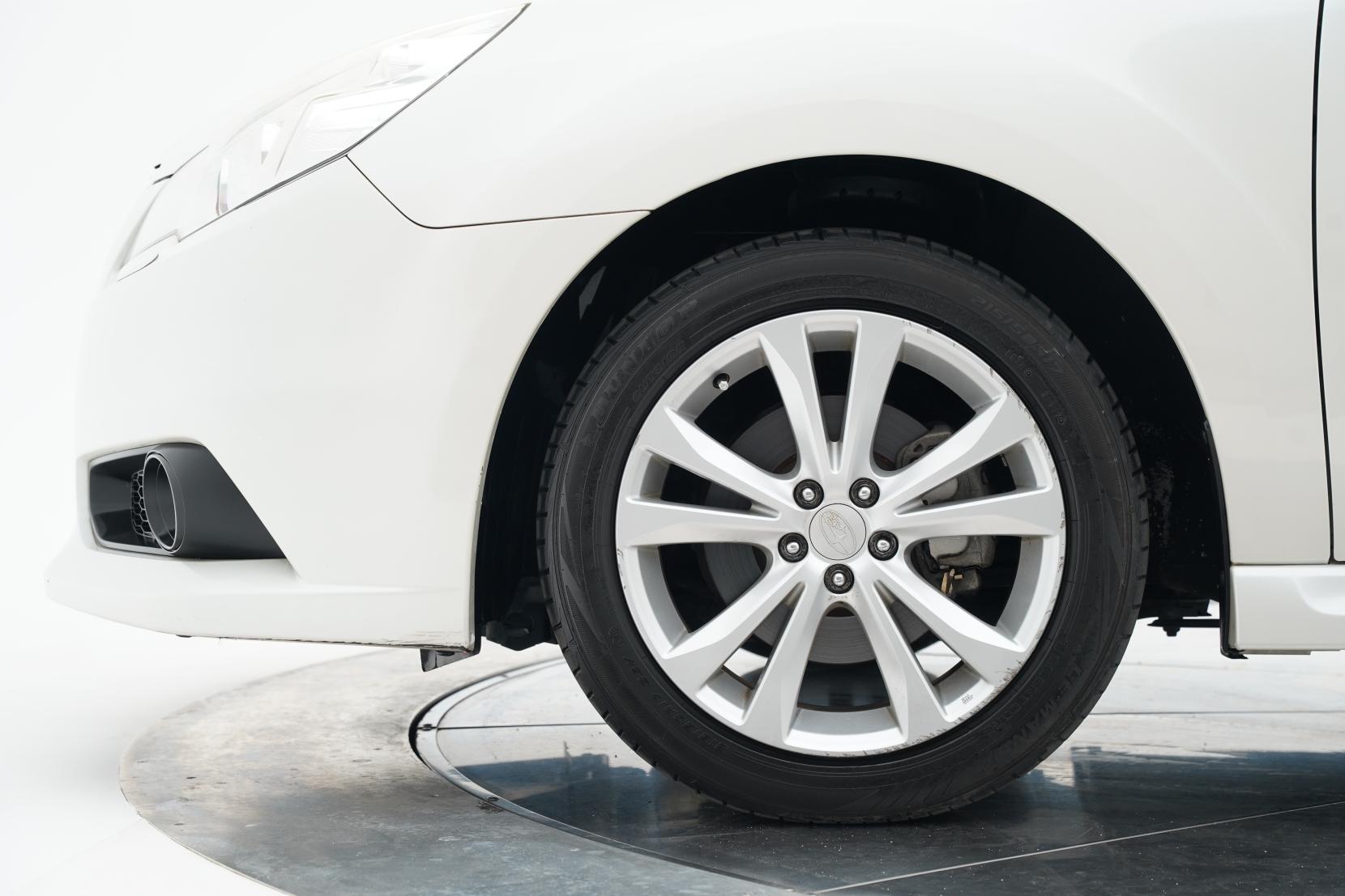 Subaru Legacy 2.5i Eyesight 4WD Facelift