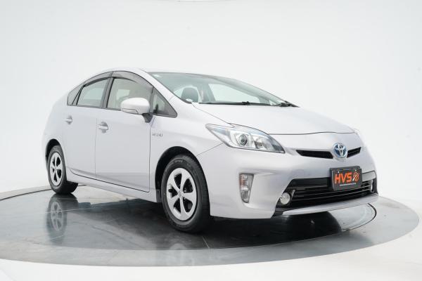 Toyota Prius 1.8 Hybrid S