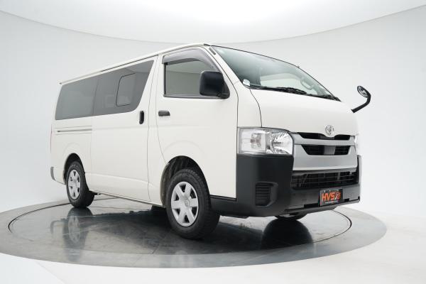 Toyota Hiace 2.0 DX 2.0L 5 Door