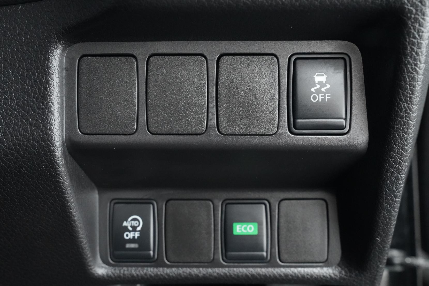 Nissan X-TRAIL 2.0 20X 2WD 5 Seater