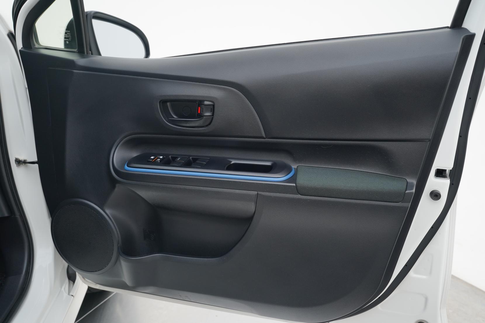 Toyota Aqua 1.5 S Push Start