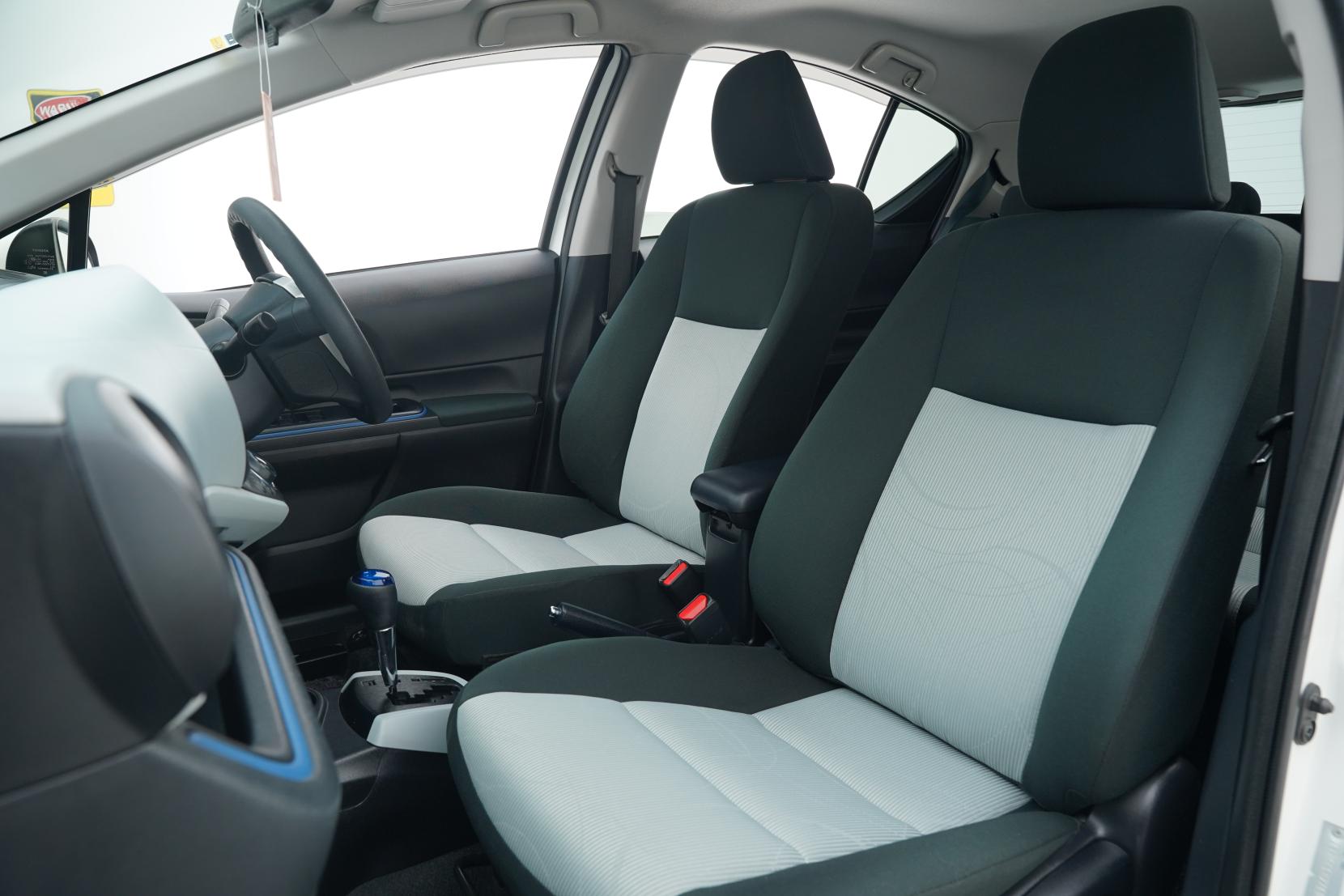 Toyota Aqua 1.5 S Push Start