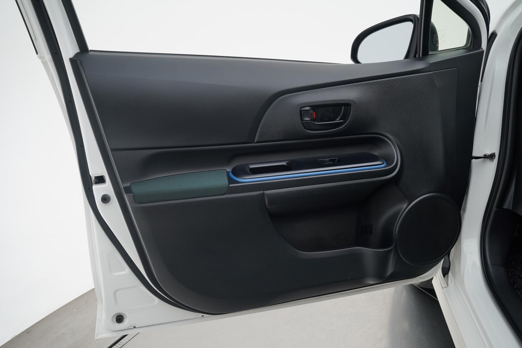 Toyota Aqua 1.5 S Push Start