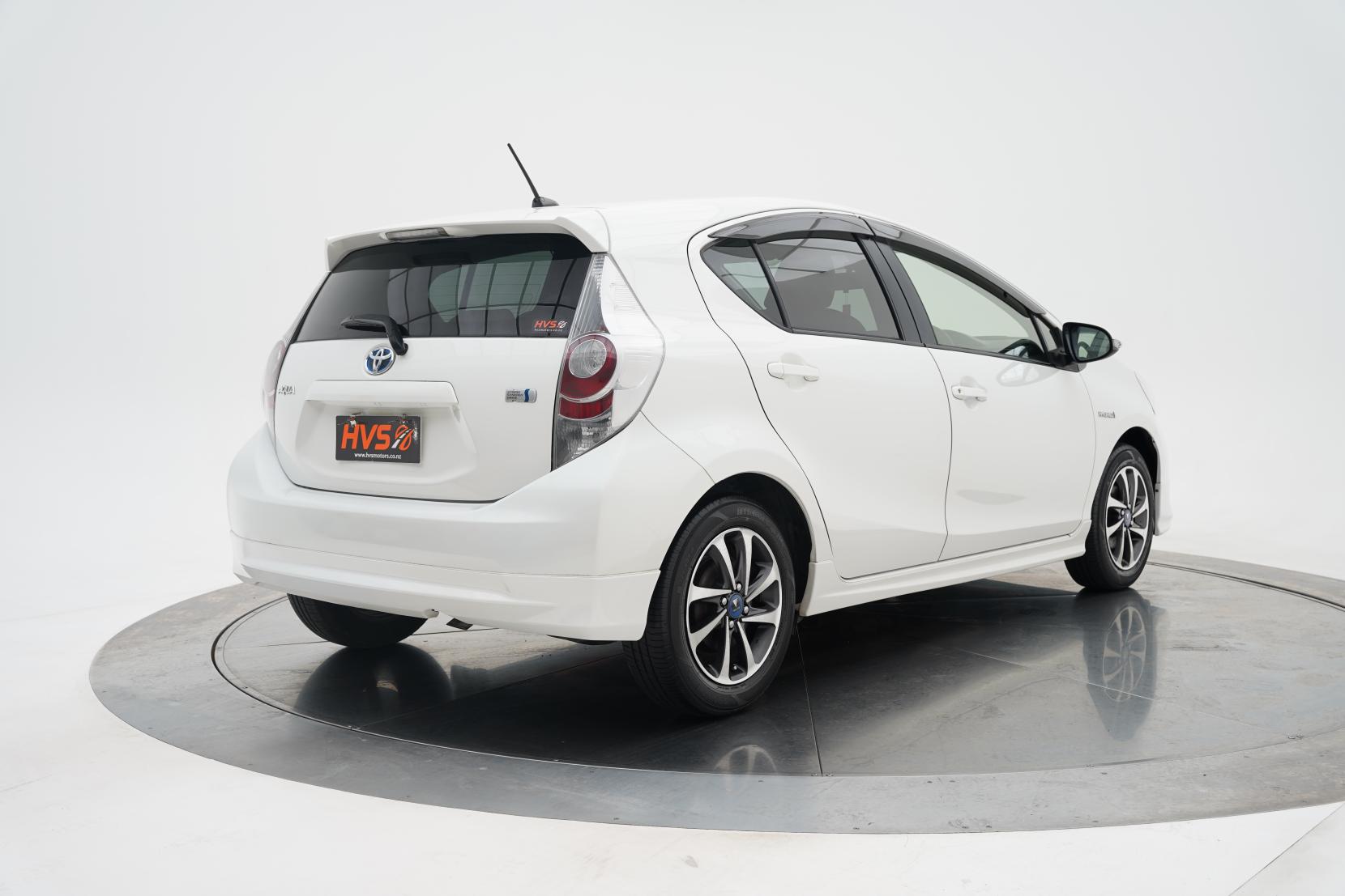 Toyota Aqua 1.5 S Push Start
