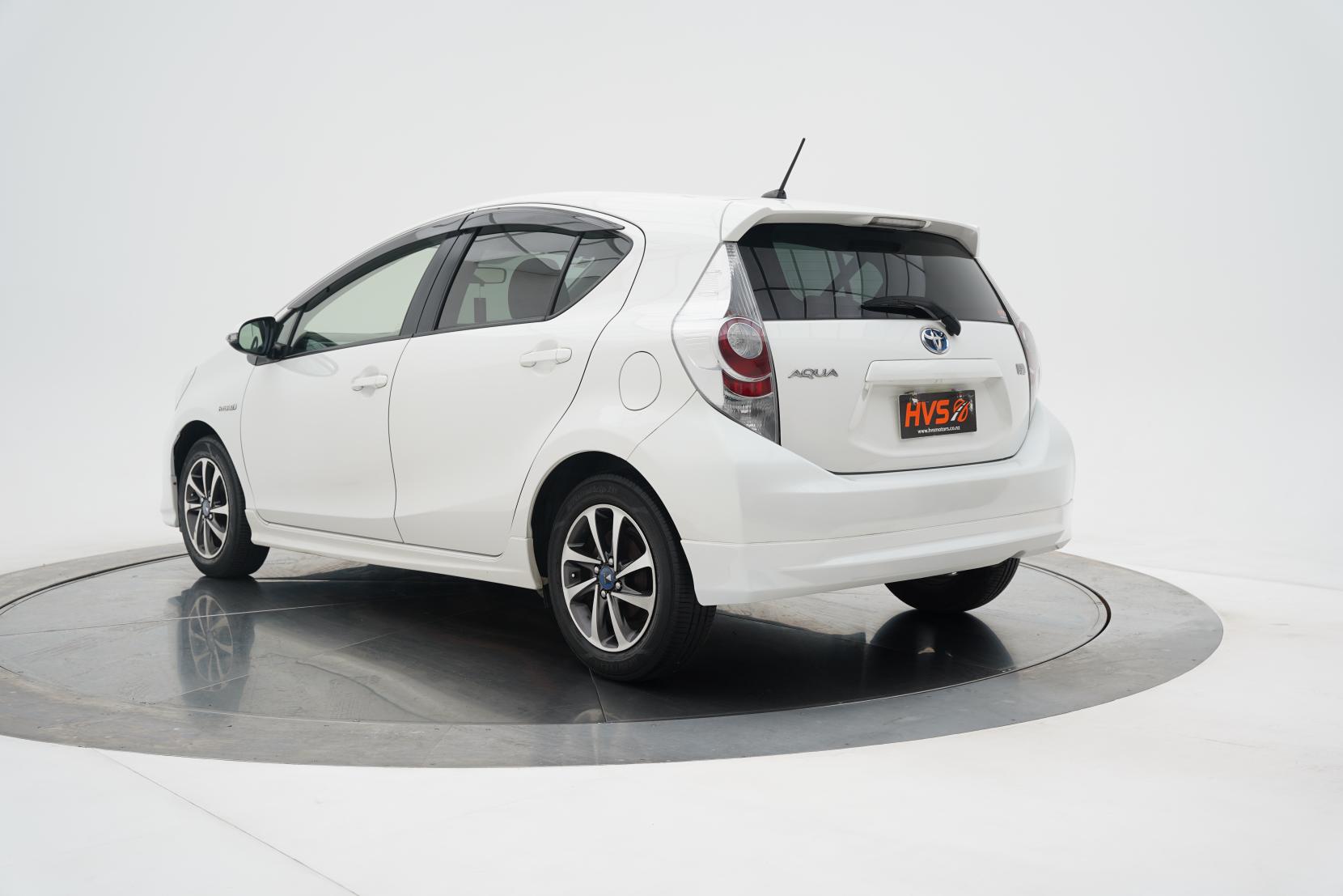 Toyota Aqua 1.5 S Push Start