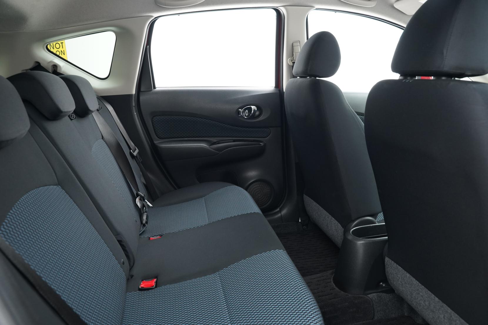 Nissan Note (2004–present) X