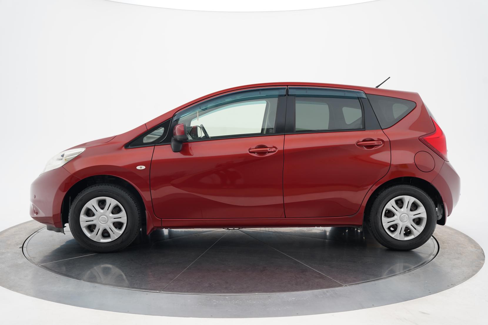 Nissan Note (2004–present) X