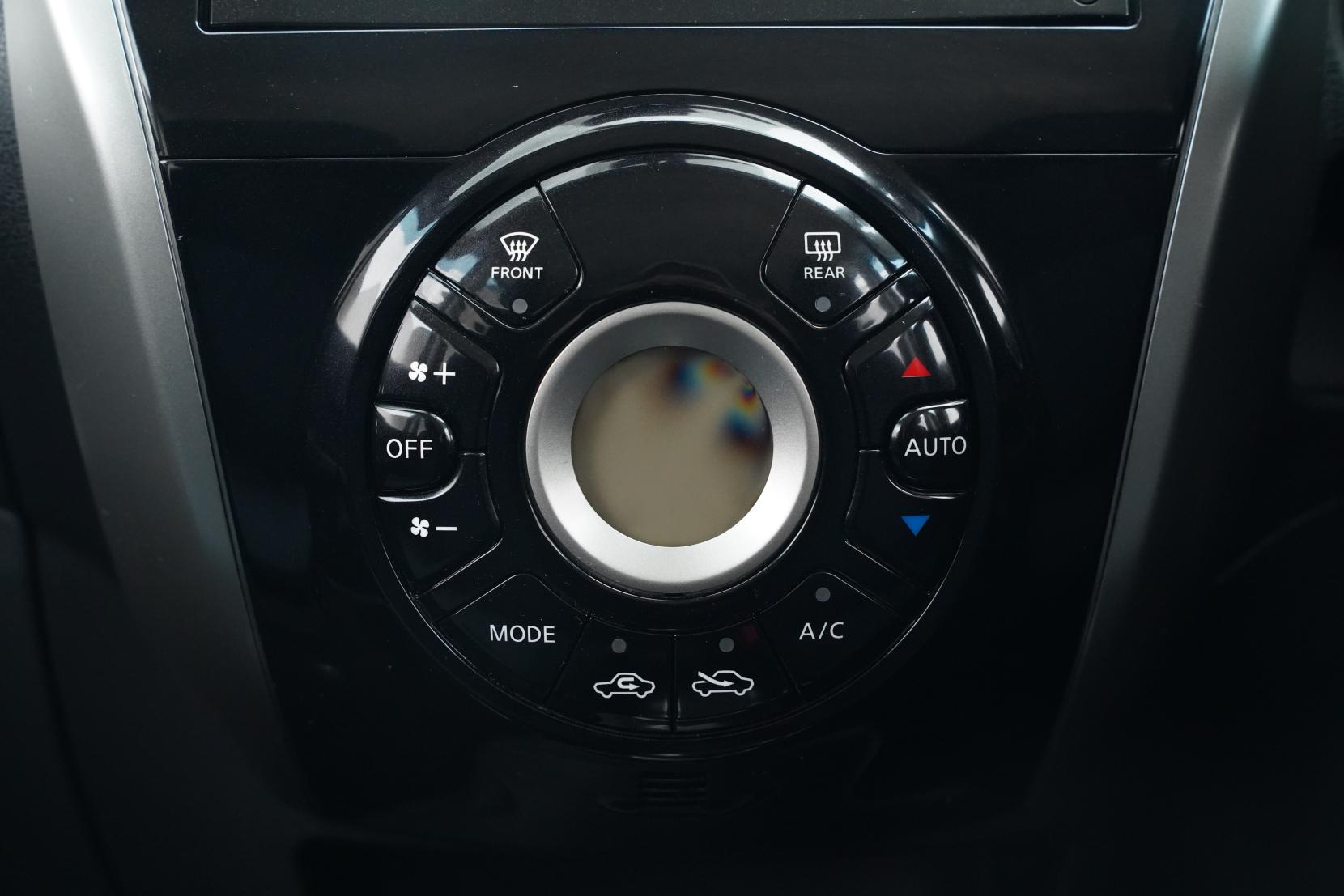 Nissan Note (2004–present) X