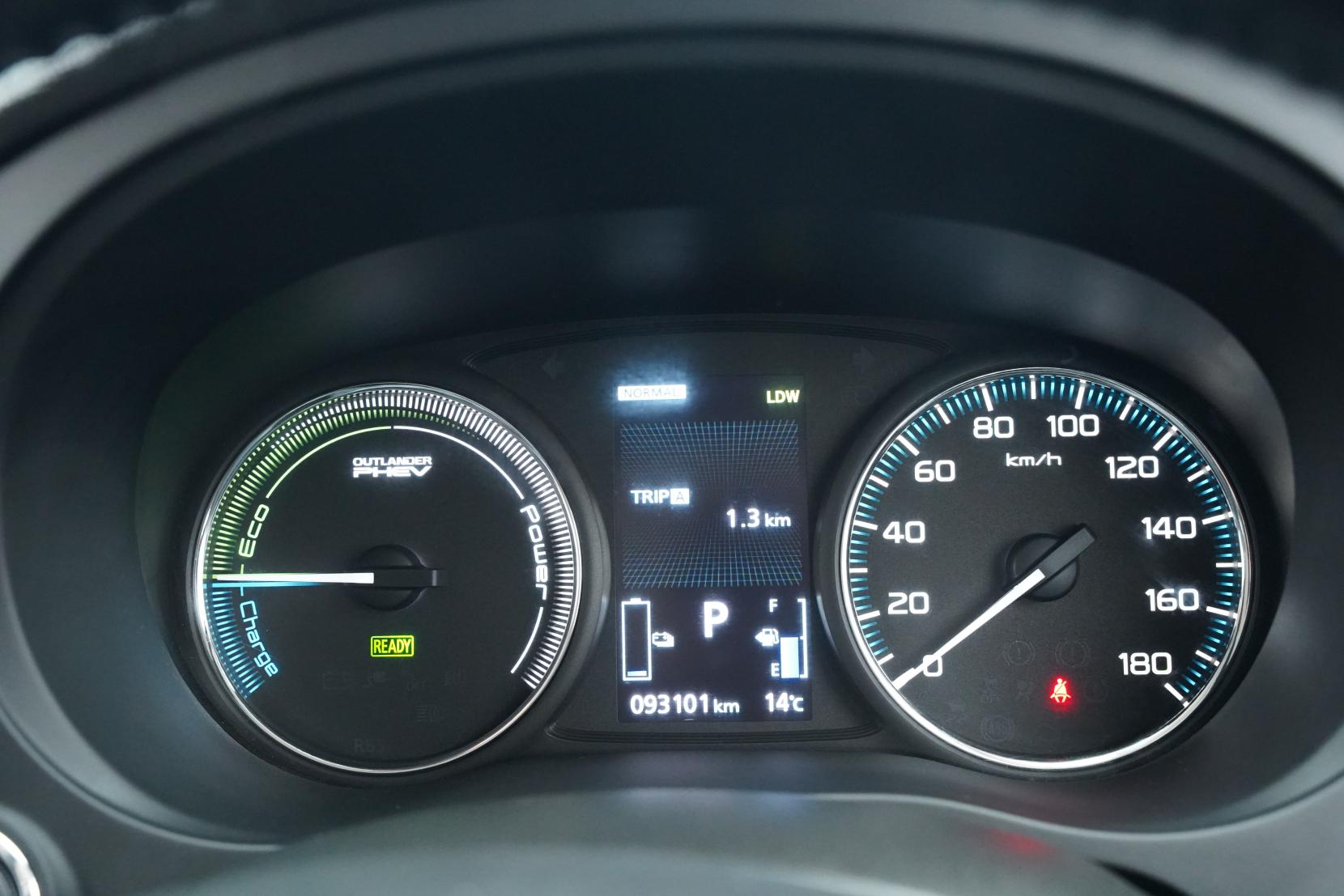 Mitsubishi Outlander 2.4 PHEV 4WD G