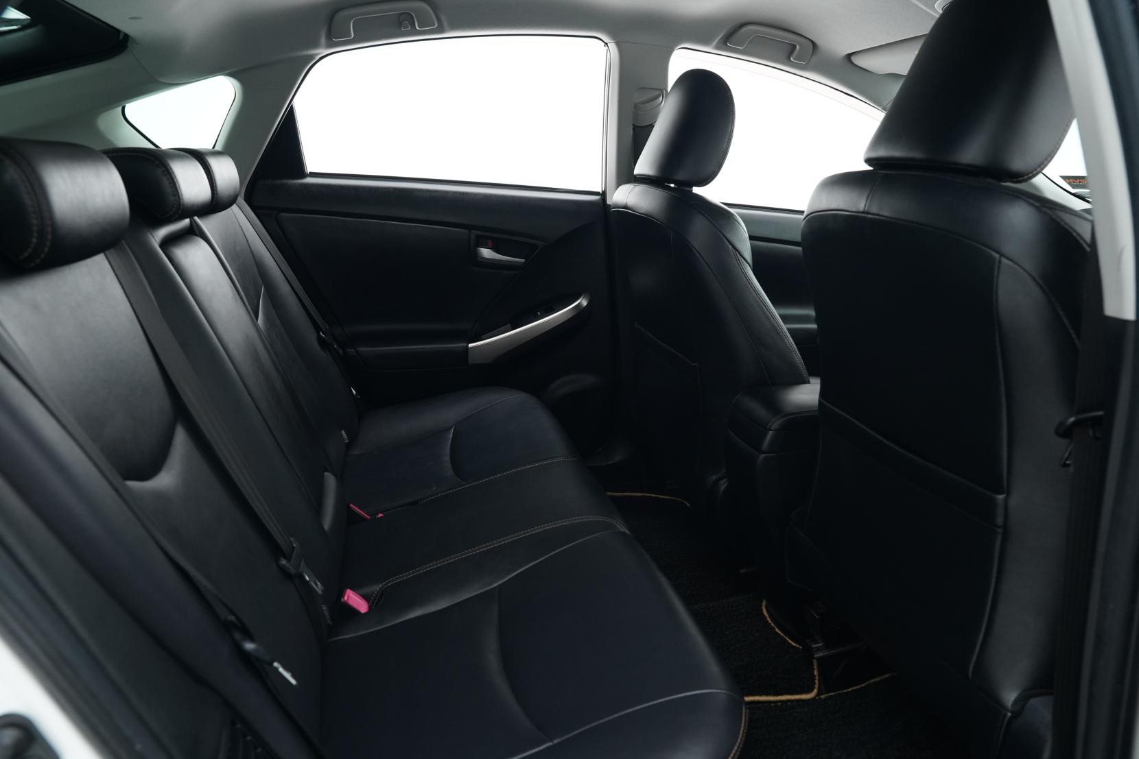 Toyota Prius 1.8 Hybrid S Touring Selection