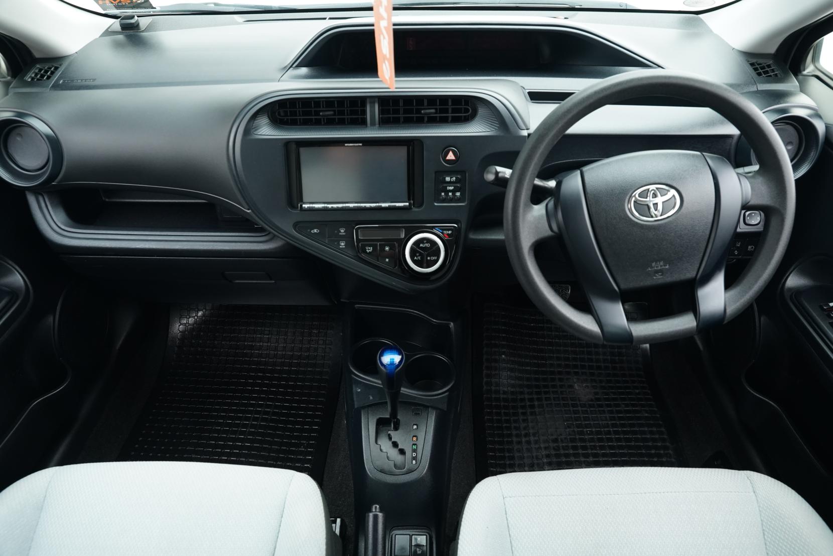 Toyota Aqua 1.5 FaceLift II L