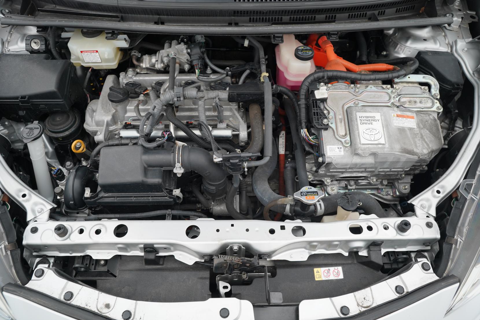 Toyota Aqua 1.5 FaceLift II L
