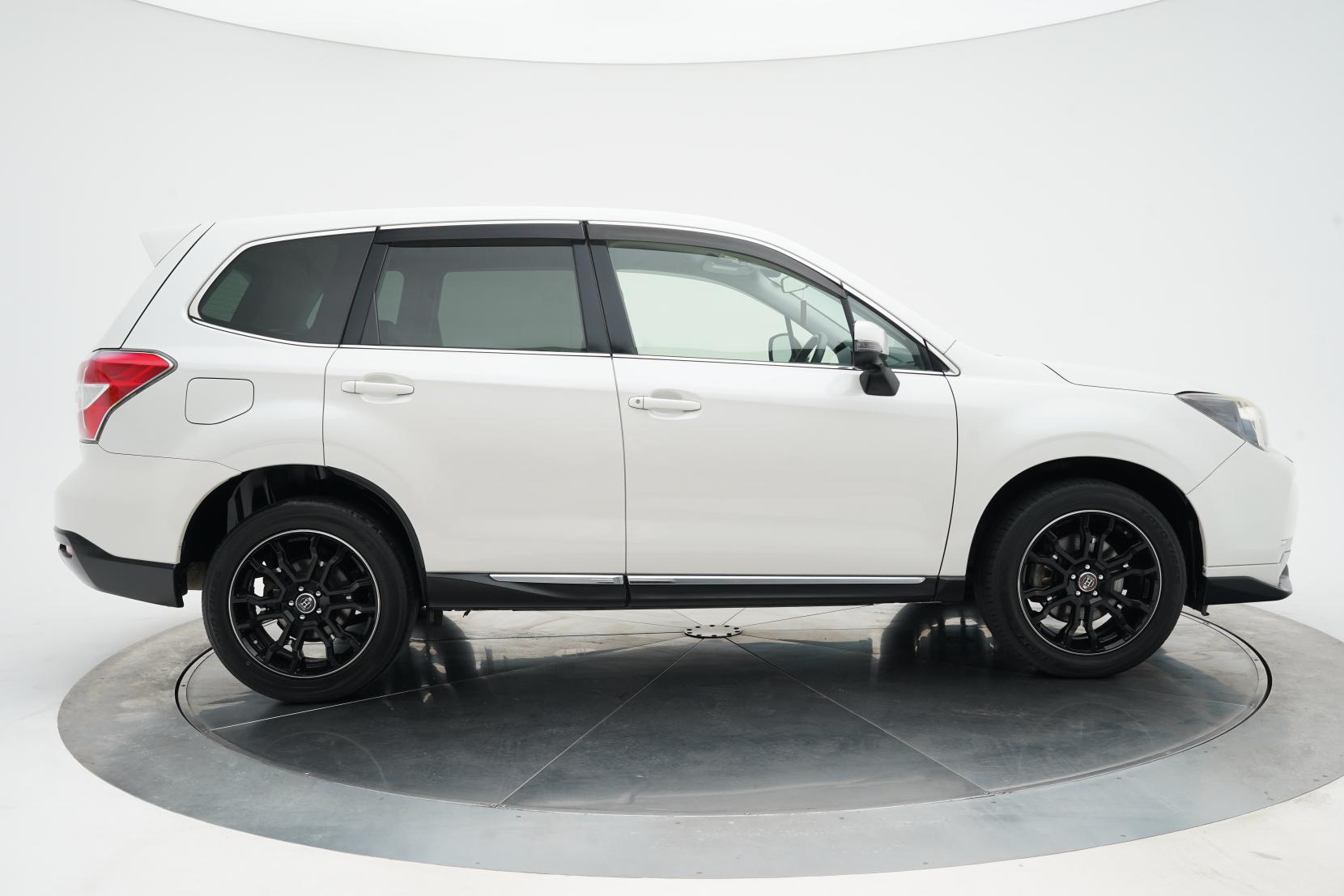 Subaru Forester 2.0 4WD 2.0XT EYESIGHT