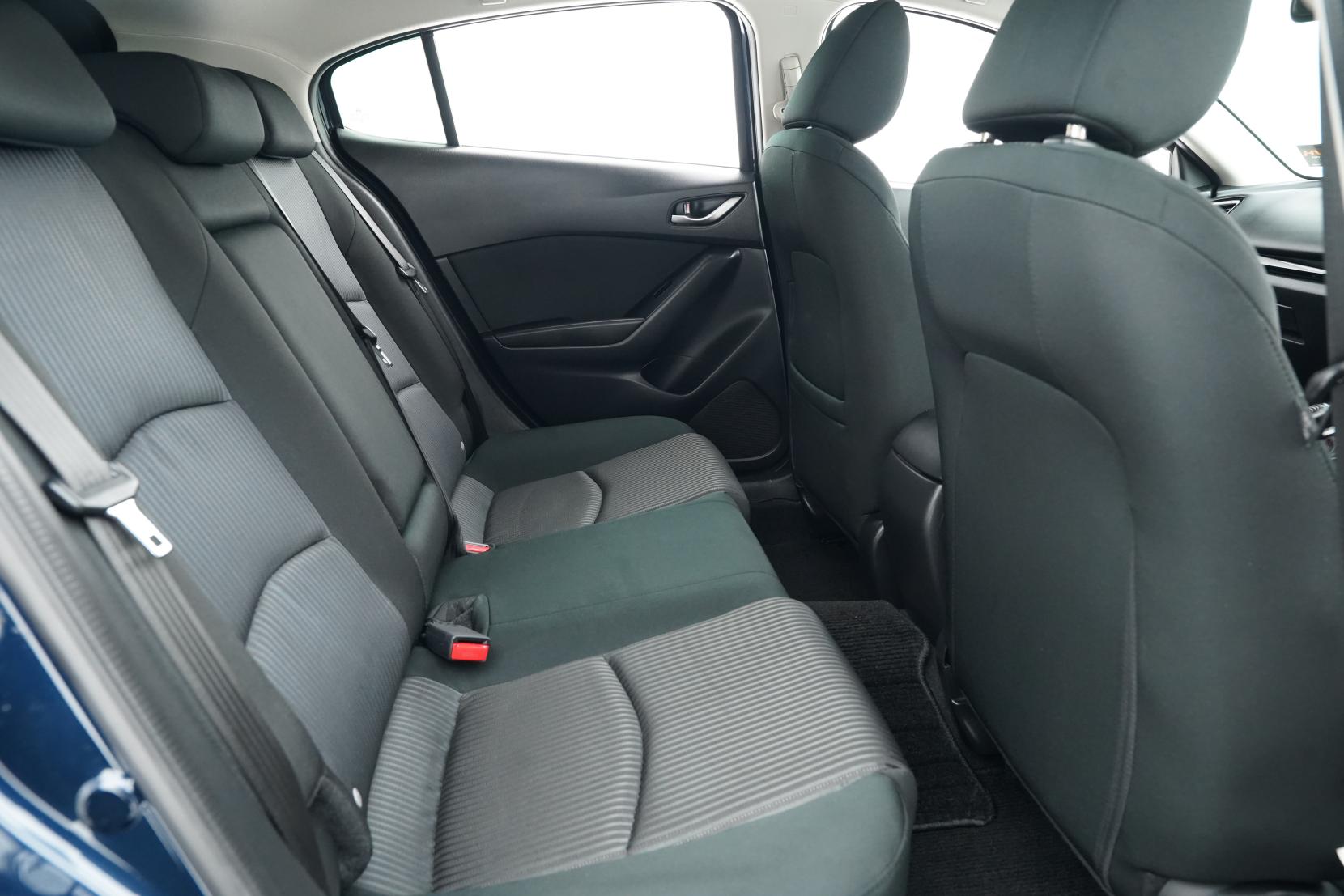 Mazda Axela 2.0 SPORT 20S