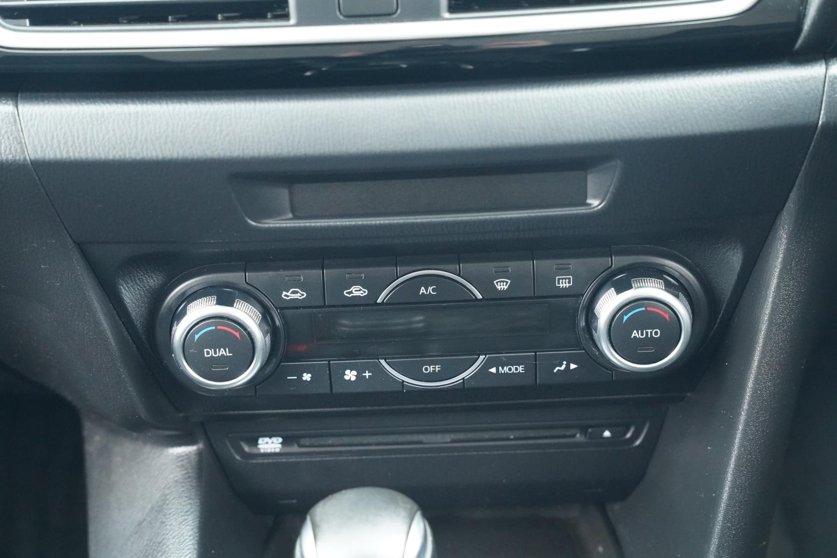 Mazda Axela 2.0 SPORT 20S
