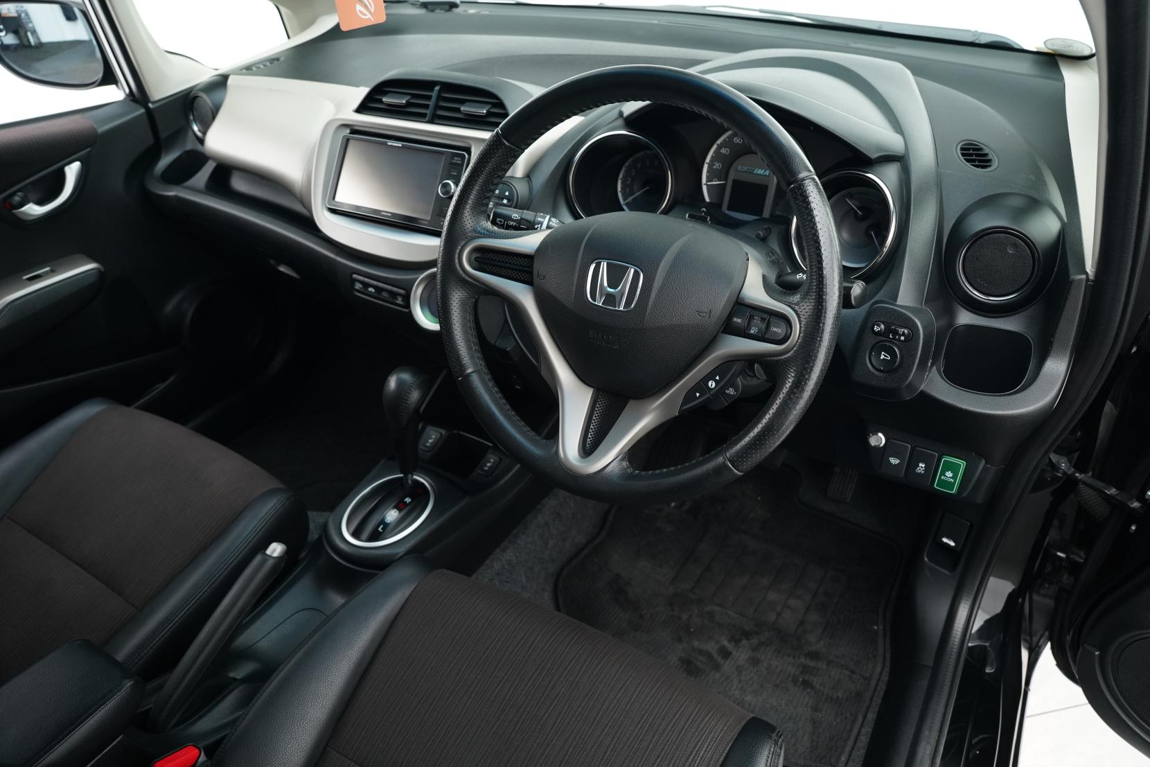 Honda Fit 1.3 ARIA Hybrid Smart Selection Fine Style
