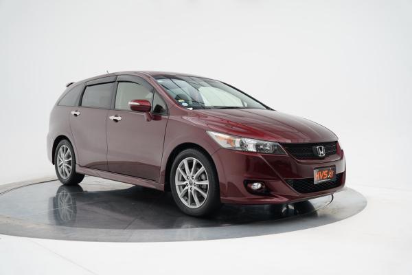 Honda Stream 2.0 RSZ 6 Seater