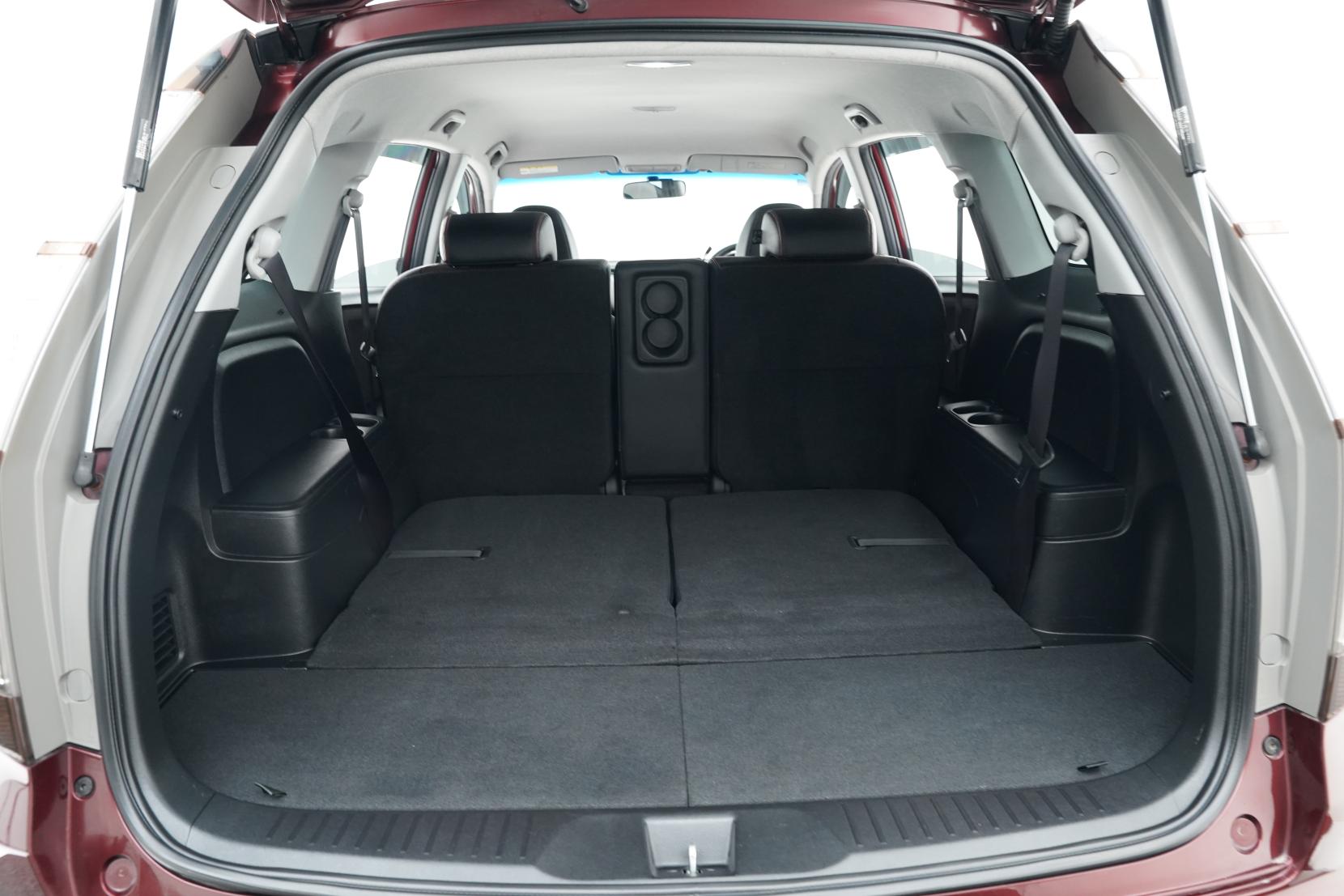 Honda Stream 2.0 RSZ 6 Seater