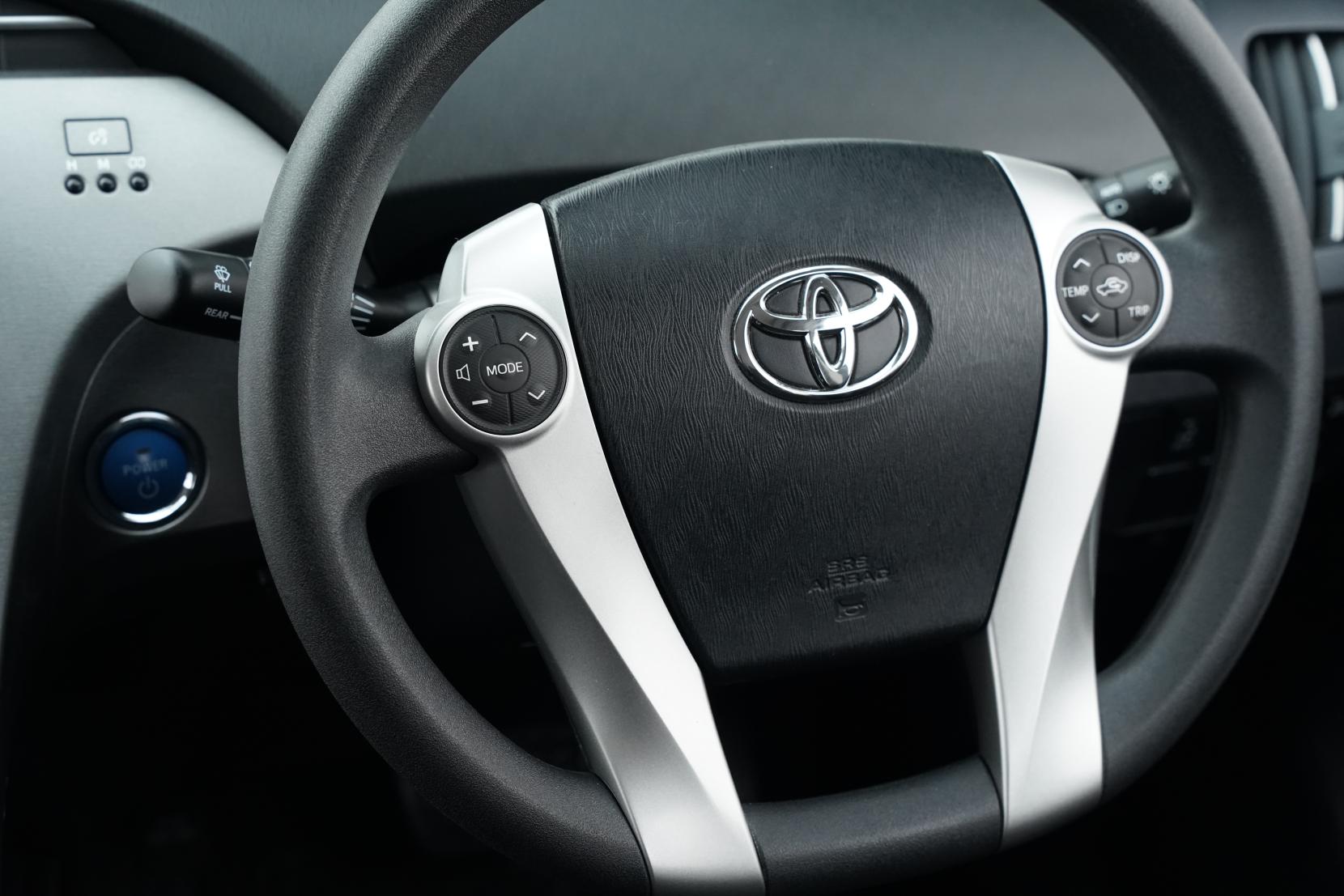 Toyota Prius 1.8 Hybrid S