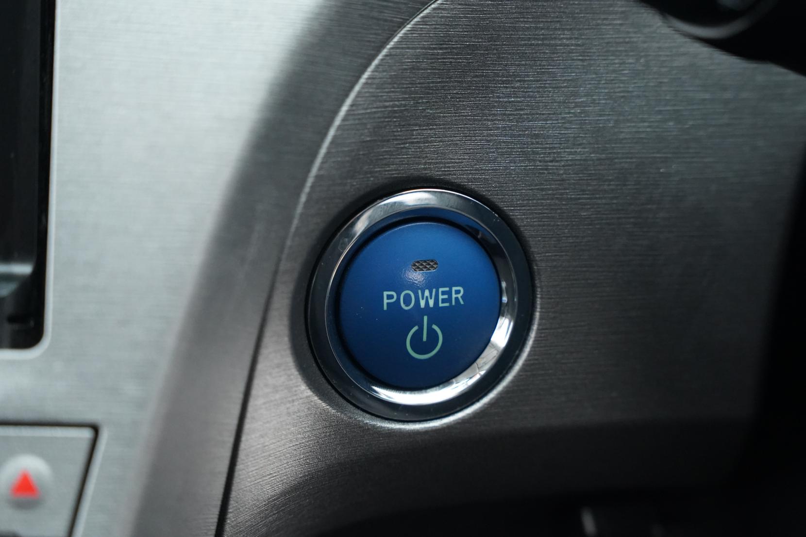 Toyota Prius 1.8 Hybrid S