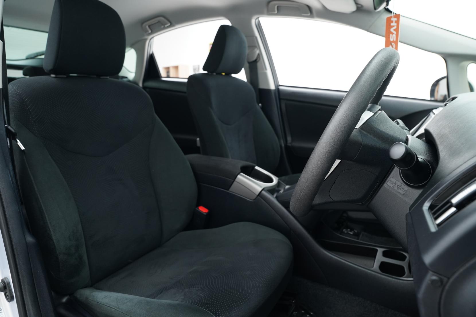 Toyota Prius 1.8 Hybrid S