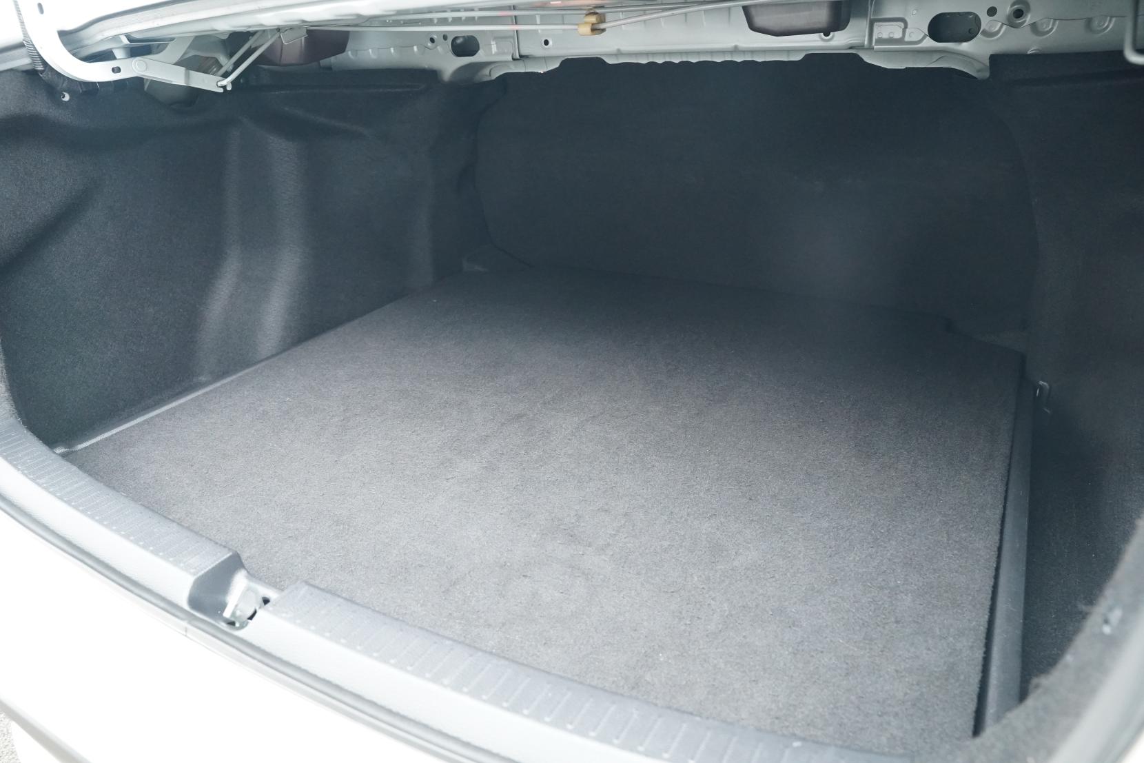 Toyota Corolla 1.8 HYBRID G-X