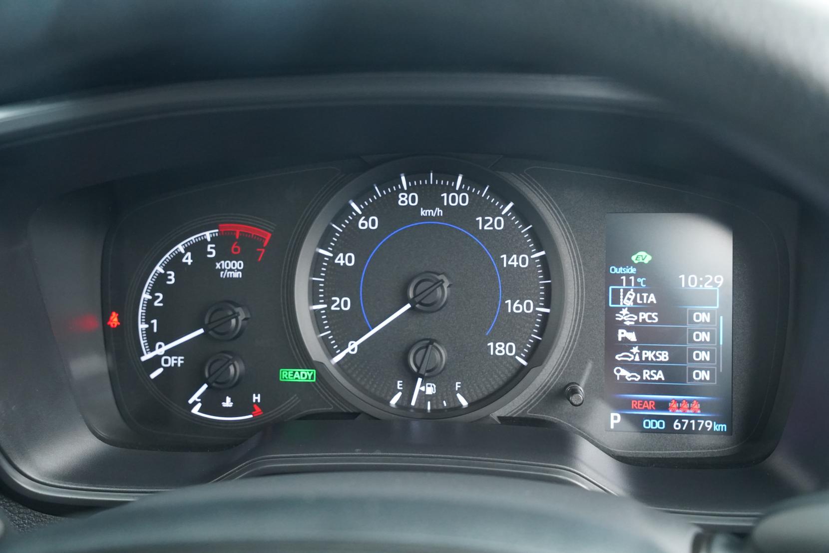 Toyota Corolla 1.8 HYBRID G-X