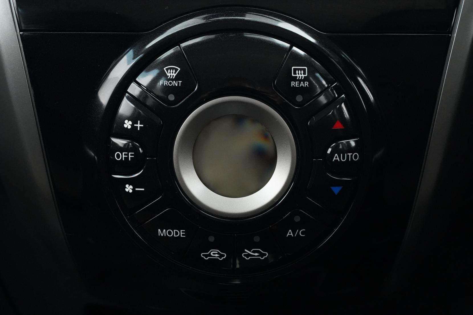 Nissan Note 1.2 MEDALIST EMERGENCY BRAKE PACKA