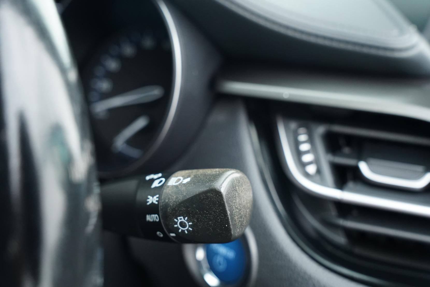 Toyota C-HR 1.8 Hybrid S