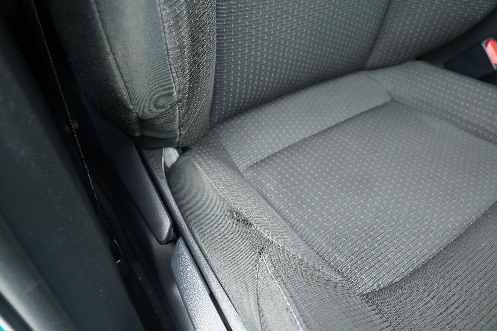 Toyota C-HR 1.8 Hybrid S