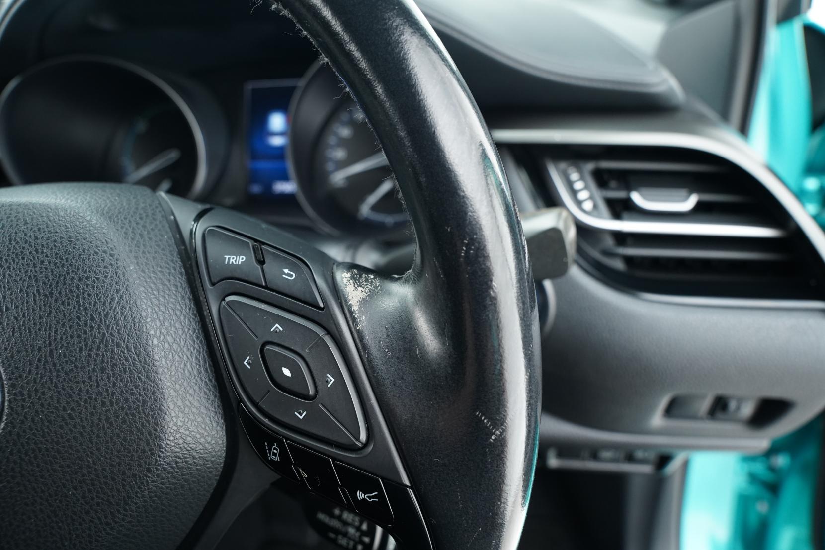 Toyota C-HR 1.8 Hybrid S