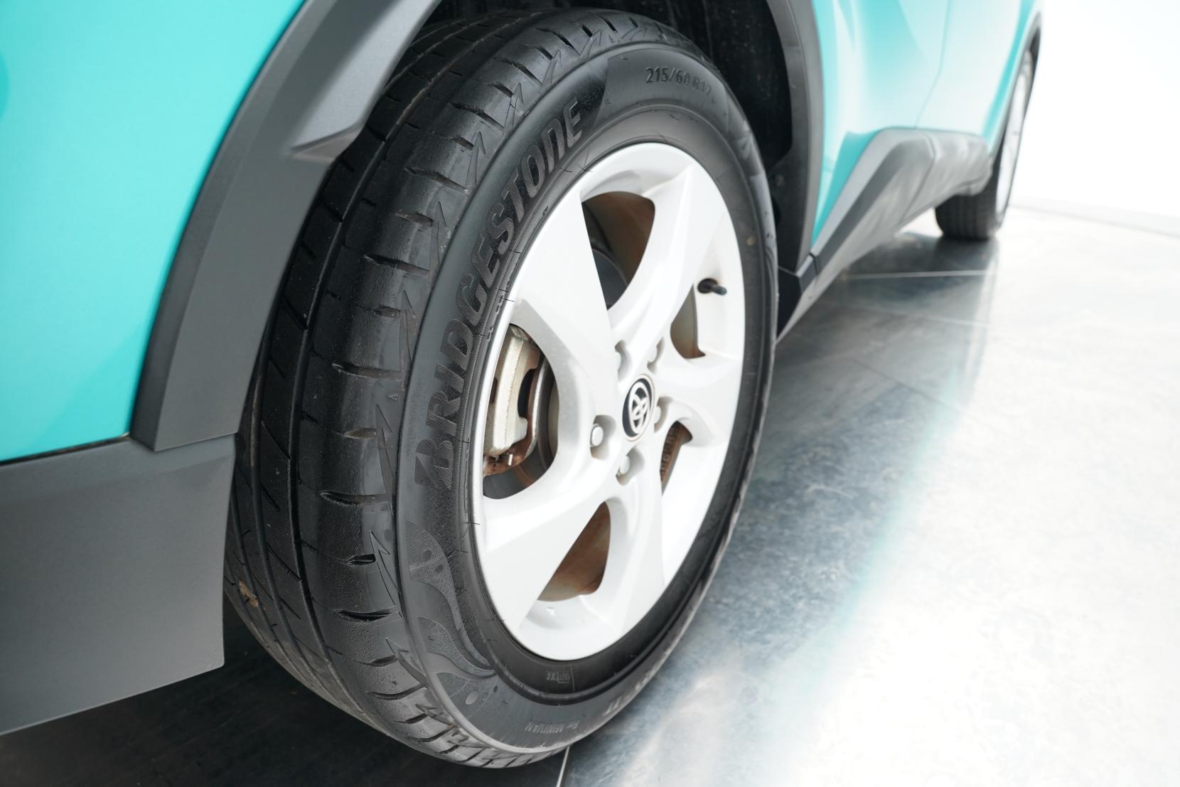 Toyota C-HR 1.8 Hybrid S