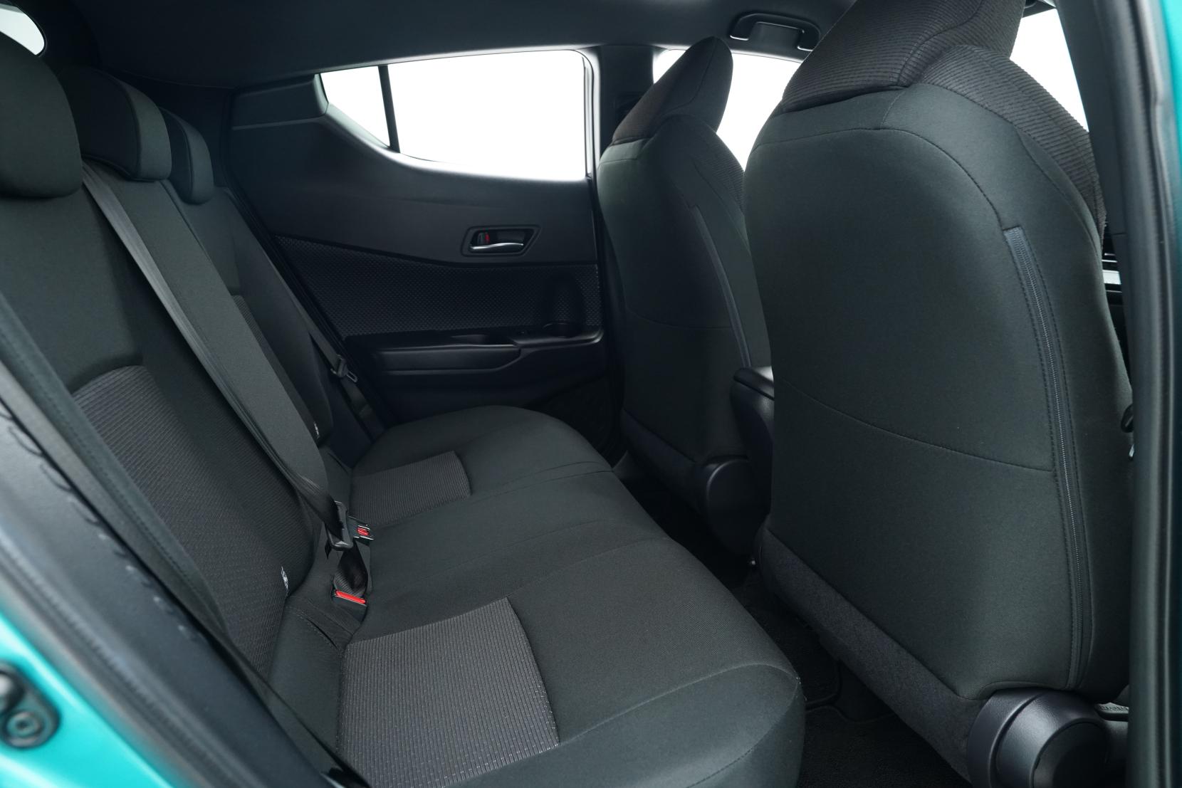 Toyota C-HR 1.8 Hybrid S