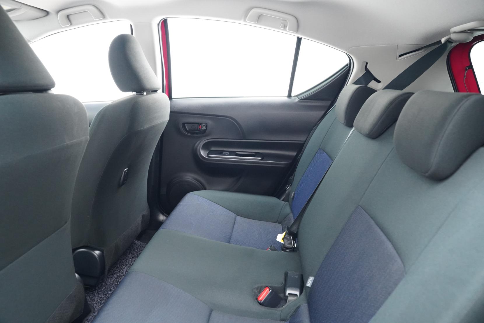 Toyota Aqua 1.5 S FACELIFT