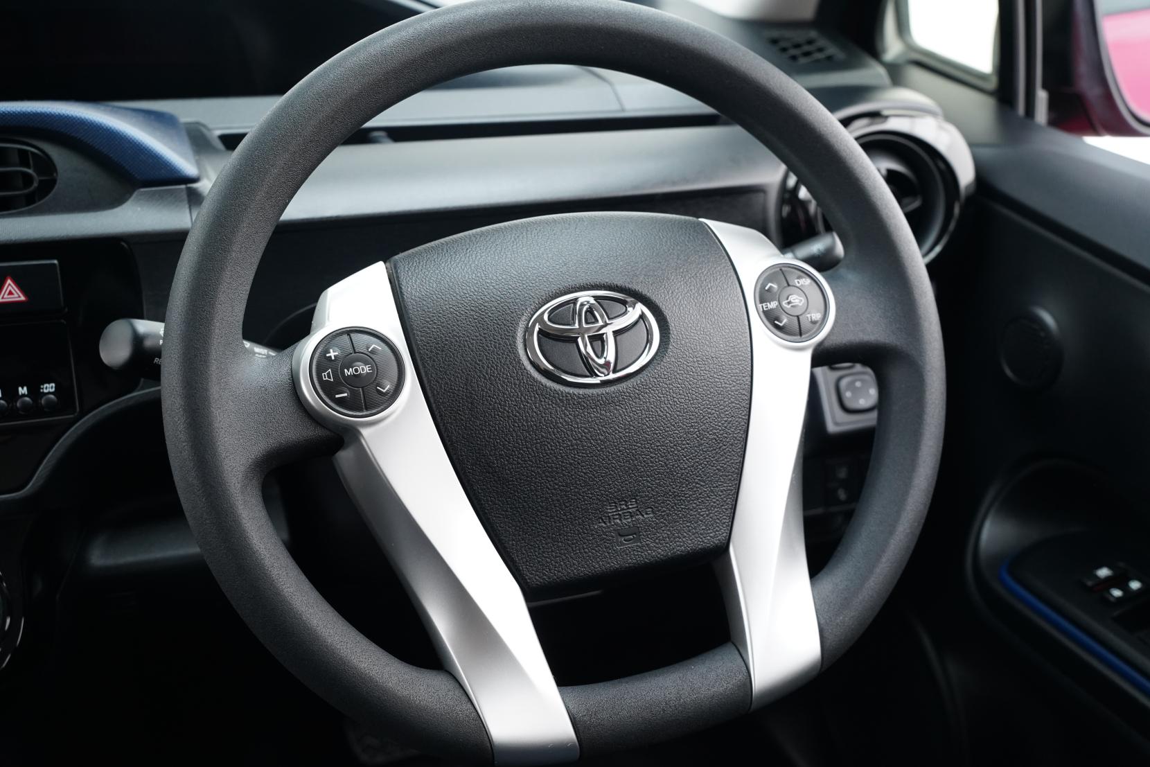 Toyota Aqua 1.5 S FACELIFT