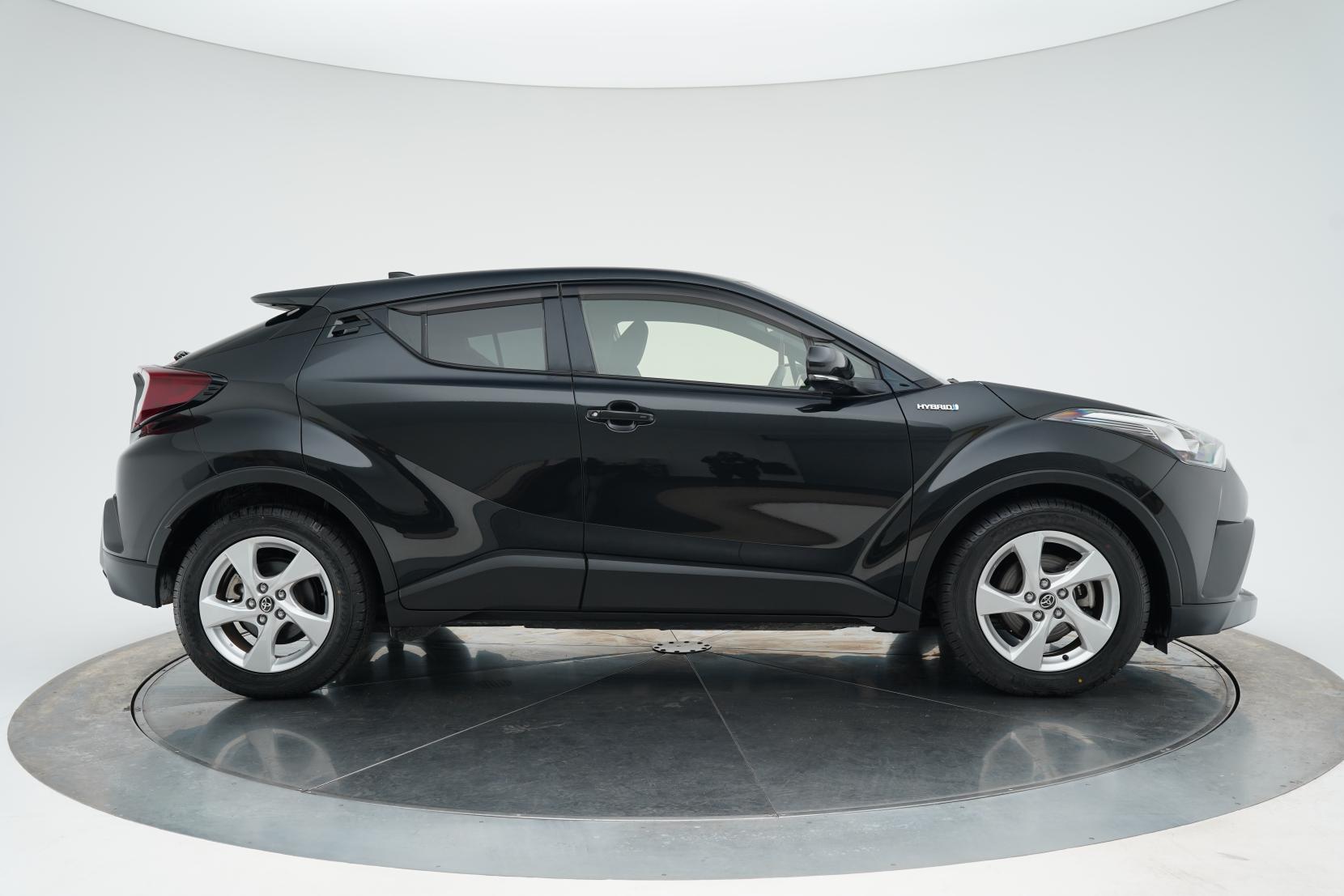 Toyota C-HR 1.8 S LED PACKAGE