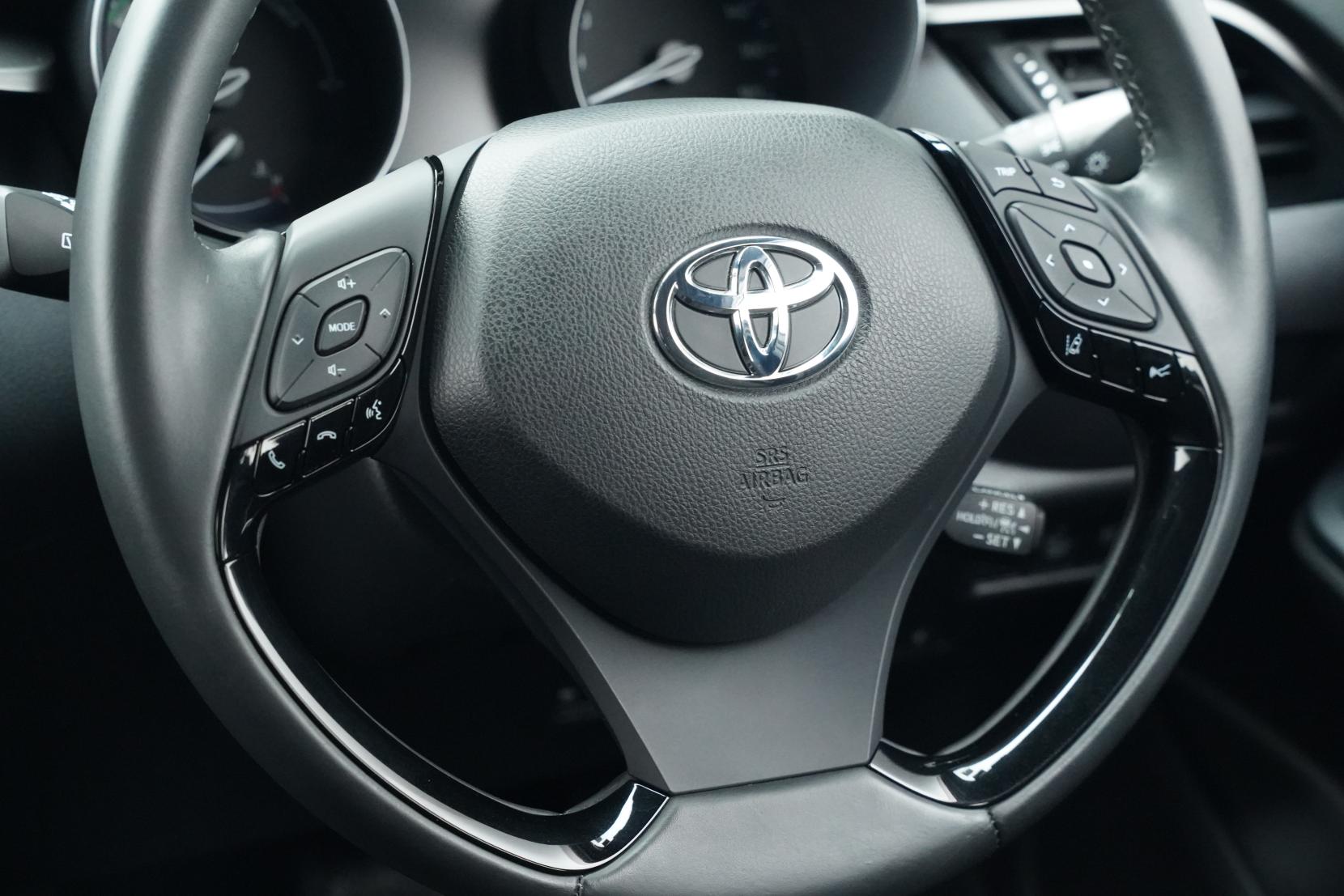 Toyota C-HR 1.8 S LED PACKAGE