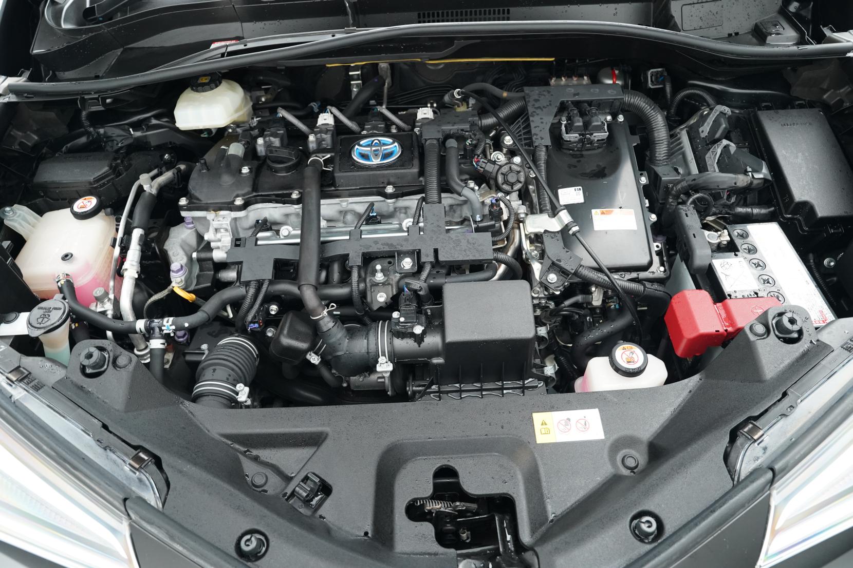 Toyota C-HR 1.8 S LED PACKAGE