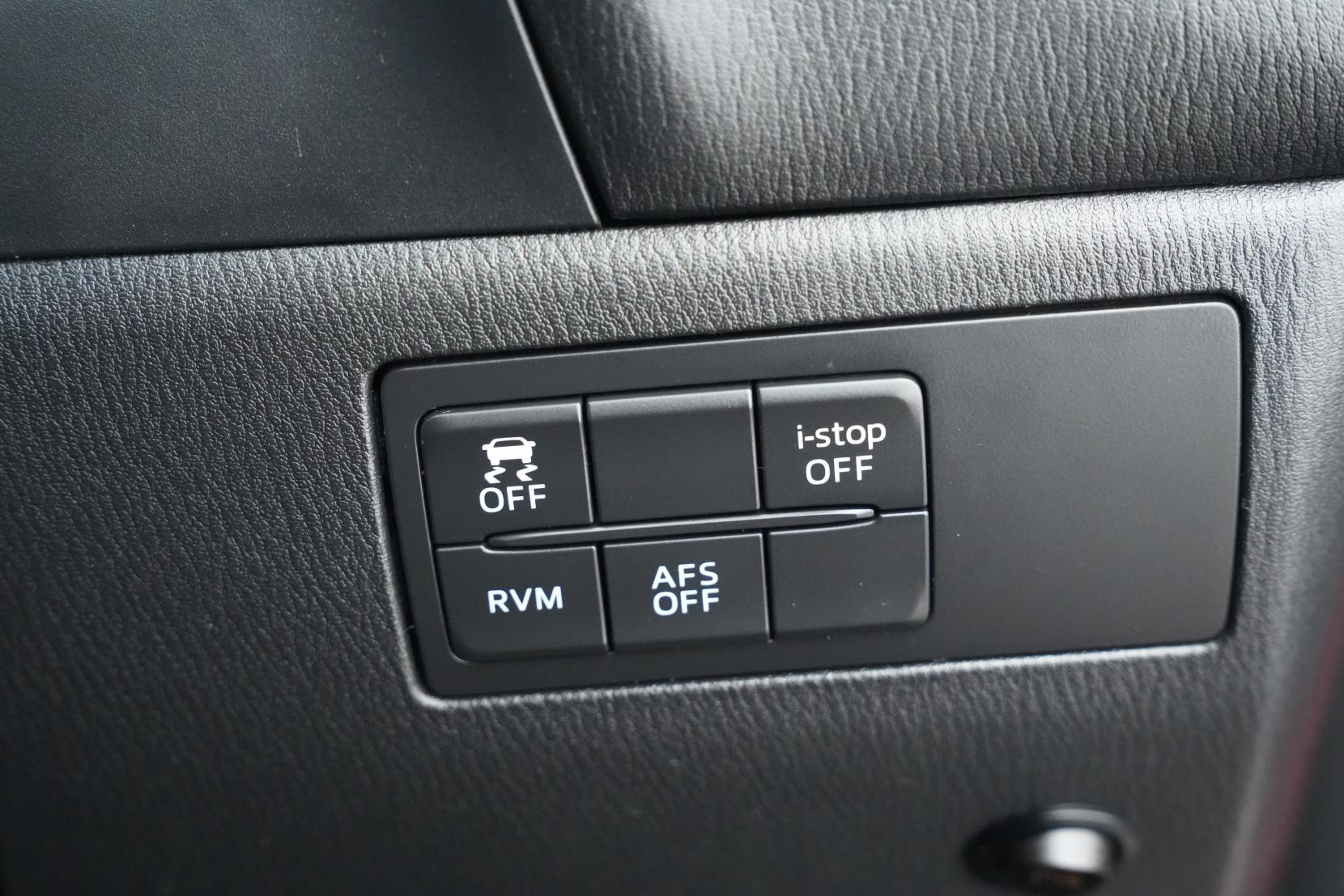 Mazda Axela 2.0 20S Touring