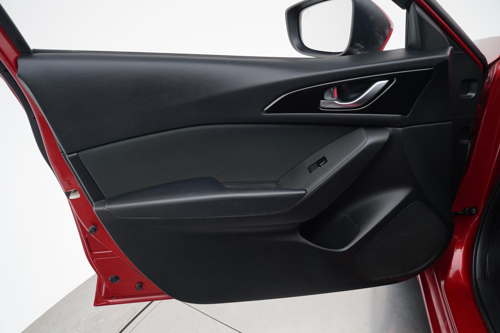 Mazda Axela 2.0 20S Touring