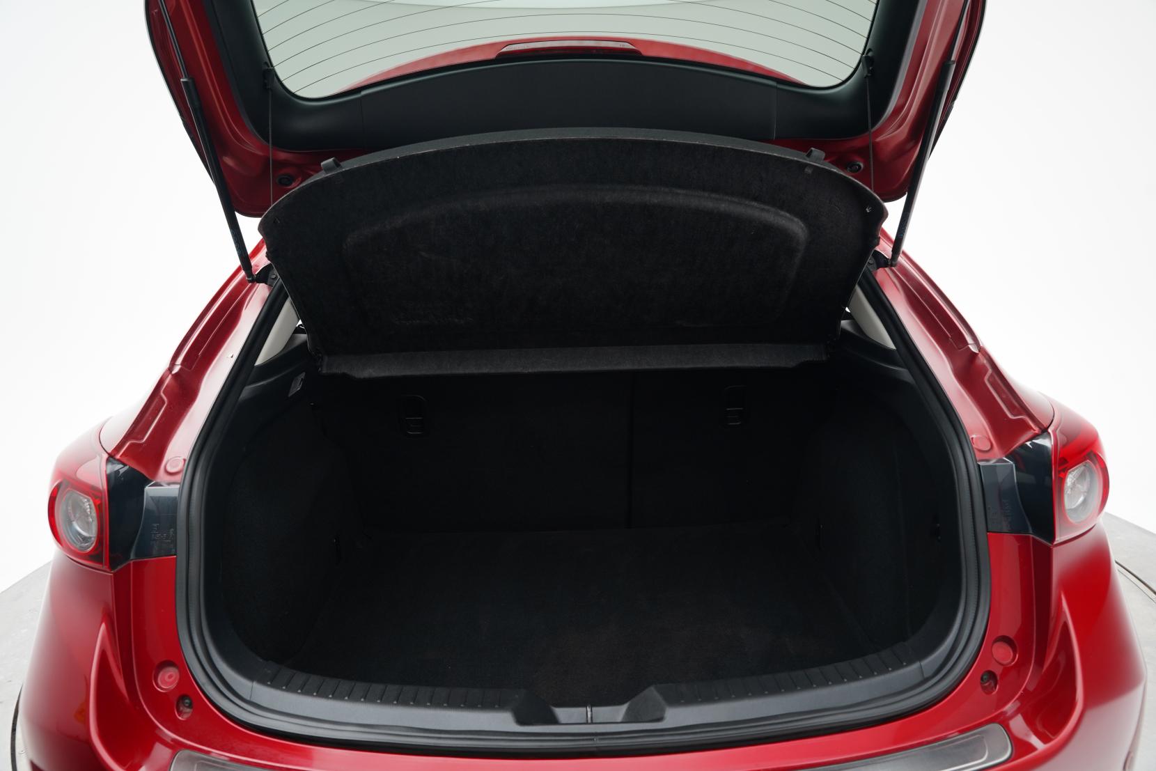 Mazda Axela 2.0 20S Touring