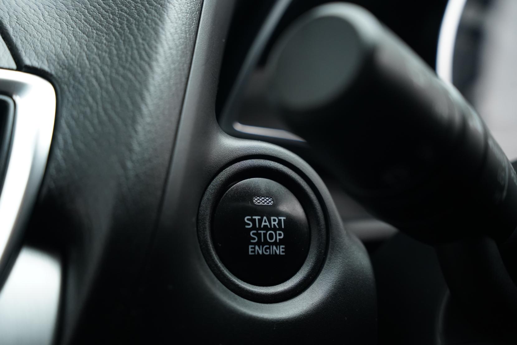 Mazda Axela 2.0 20S Touring