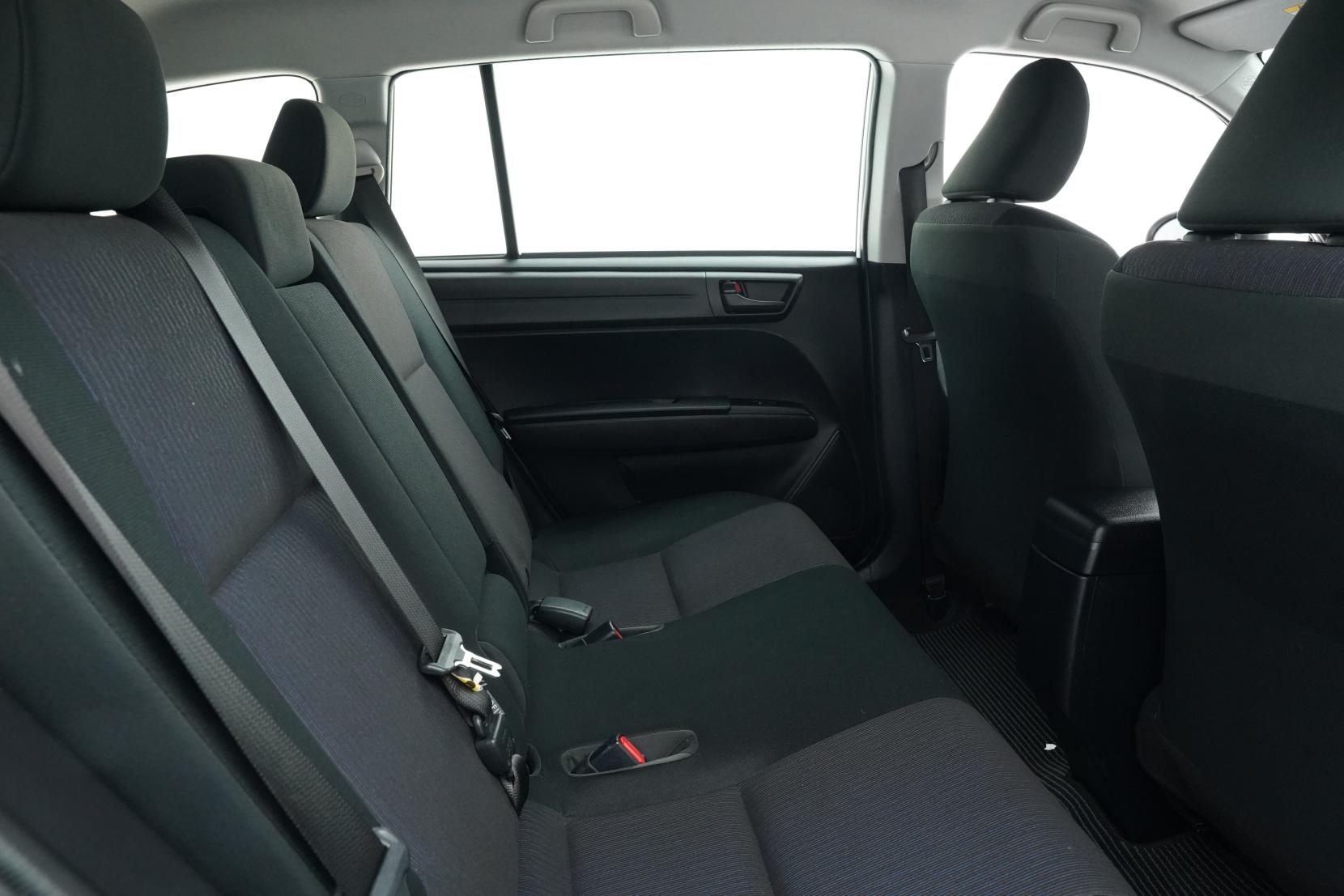 Toyota Corolla 1.5 Fielder Hybrid Facelift 8SRS