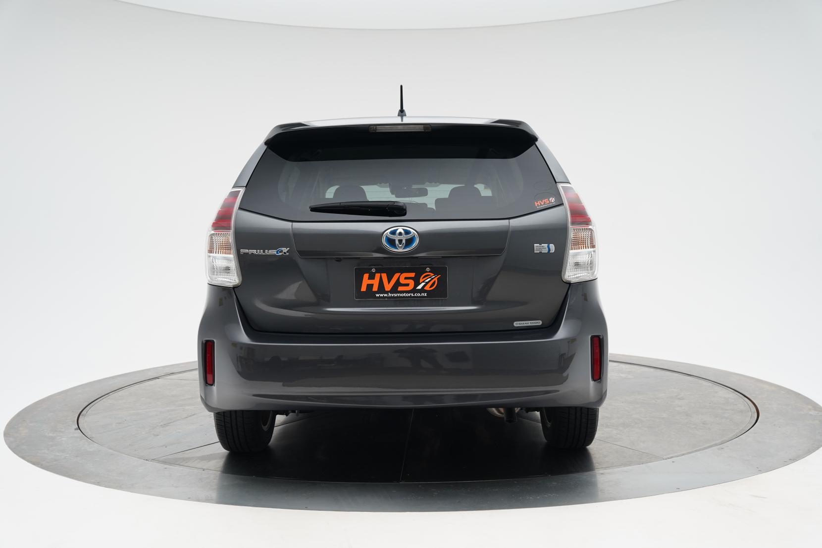 Toyota Prius Alpha G 7 Seater